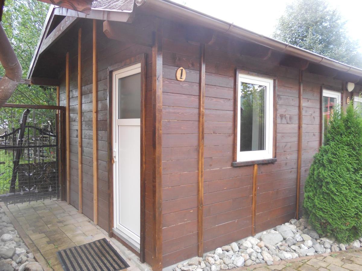 Pension, Camping & Biker Station Zur Deutschen Eiche Ciocanesti Ngoại thất bức ảnh
