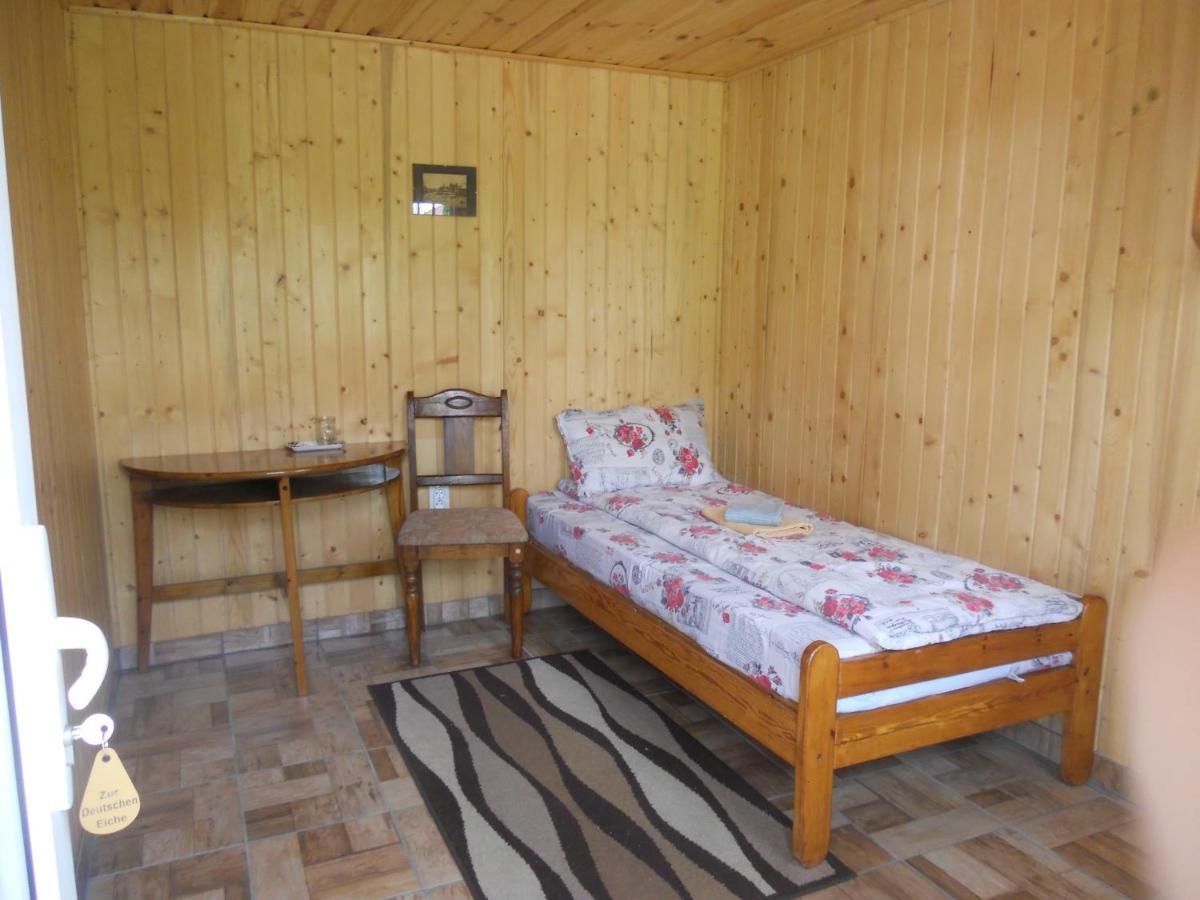 Pension, Camping & Biker Station Zur Deutschen Eiche Ciocanesti Ngoại thất bức ảnh