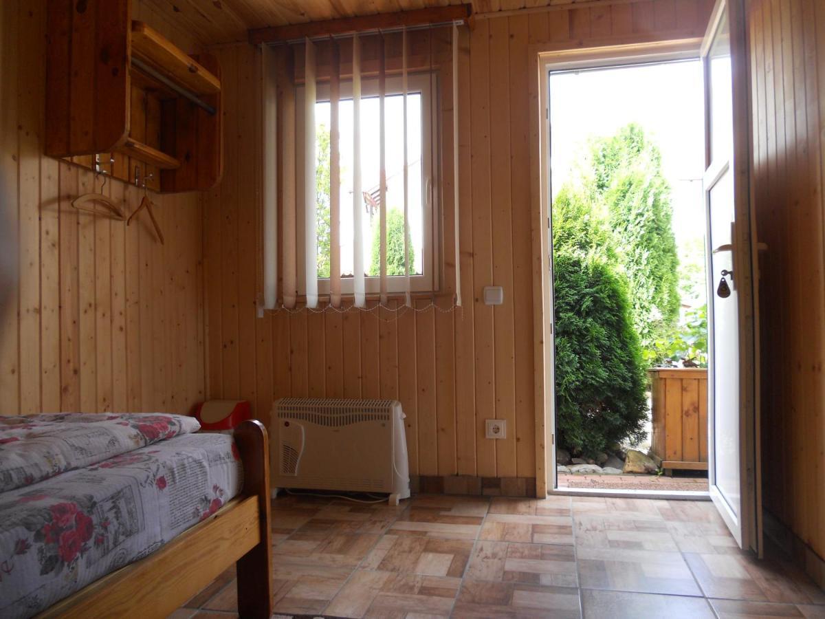 Pension, Camping & Biker Station Zur Deutschen Eiche Ciocanesti Ngoại thất bức ảnh